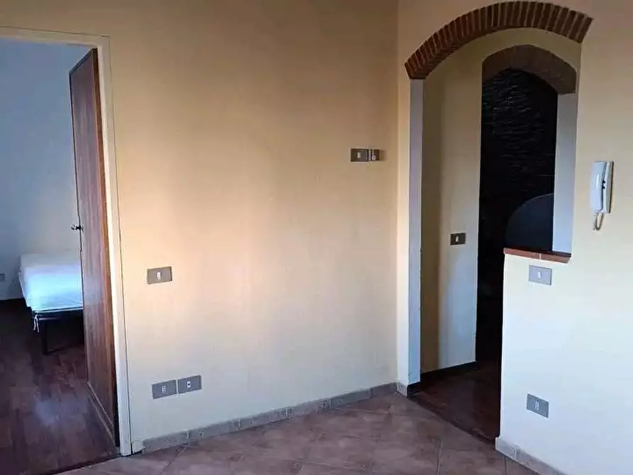 Immagine 2 di Terratetto in affitto  a Cascina