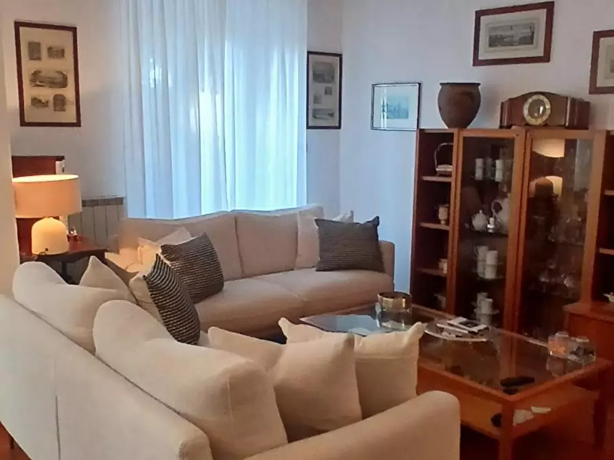 Immagine 9 di Casa bifamiliare in vendita  a Carrara