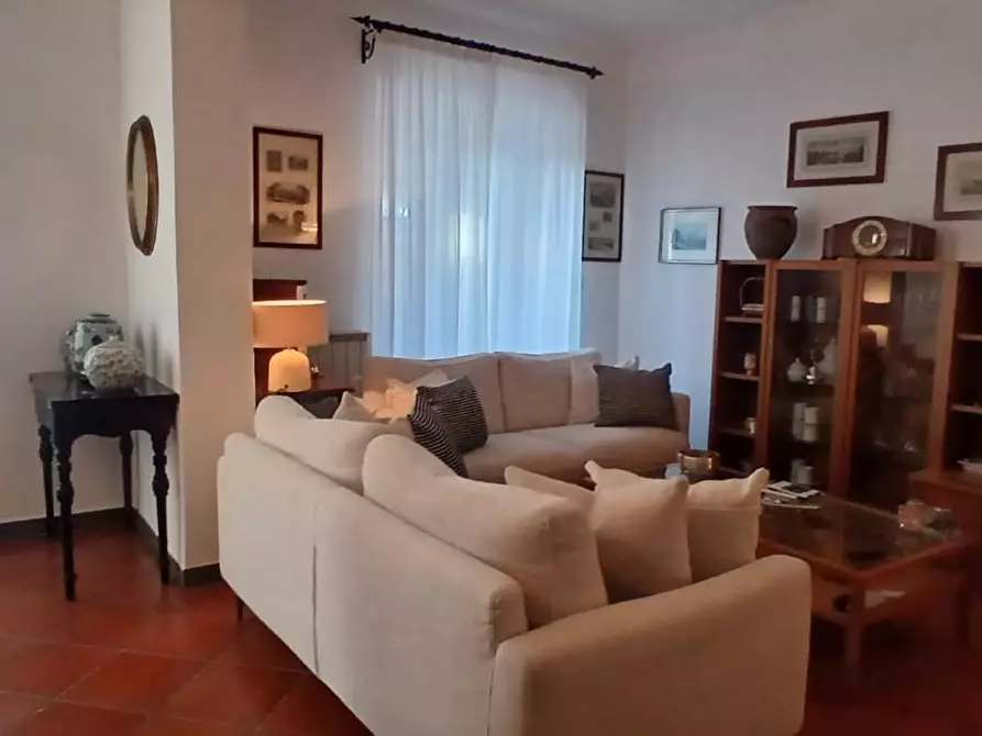 Immagine 12 di Casa bifamiliare in vendita  a Carrara