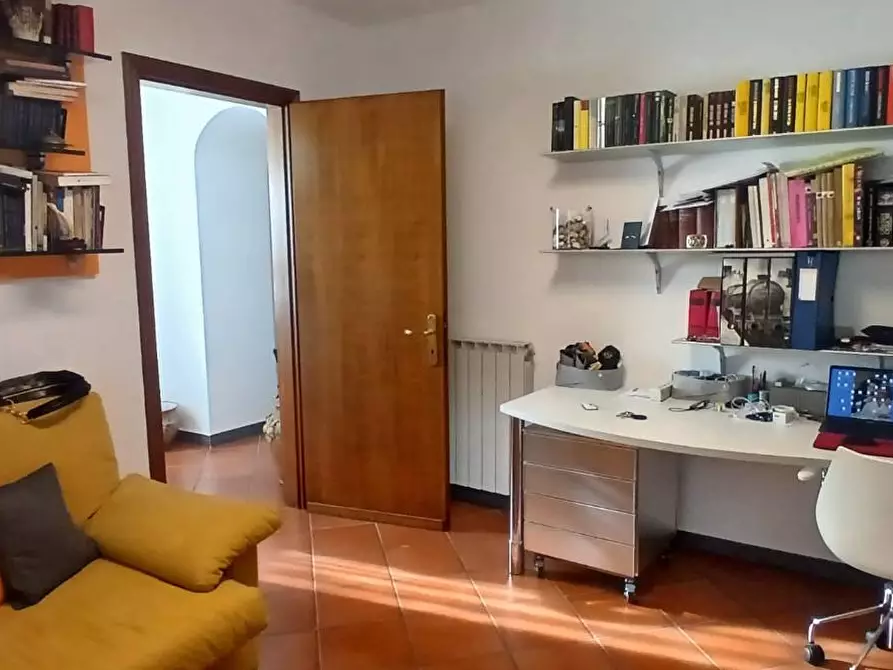 Immagine 4 di Casa bifamiliare in vendita  a Carrara