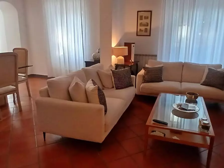 Immagine 13 di Casa bifamiliare in vendita  a Carrara