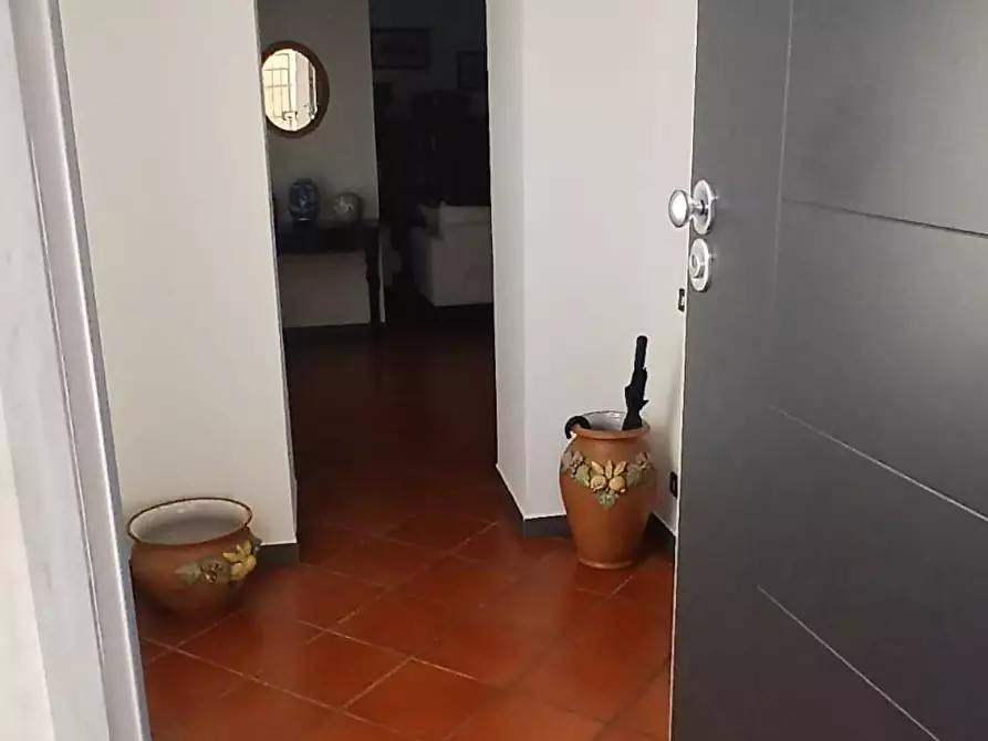 Immagine 2 di Casa bifamiliare in vendita  a Carrara