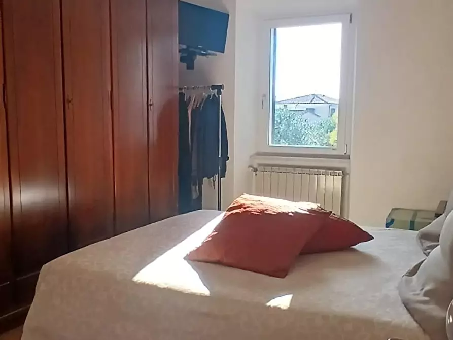 Immagine 32 di Casa bifamiliare in vendita  a Carrara