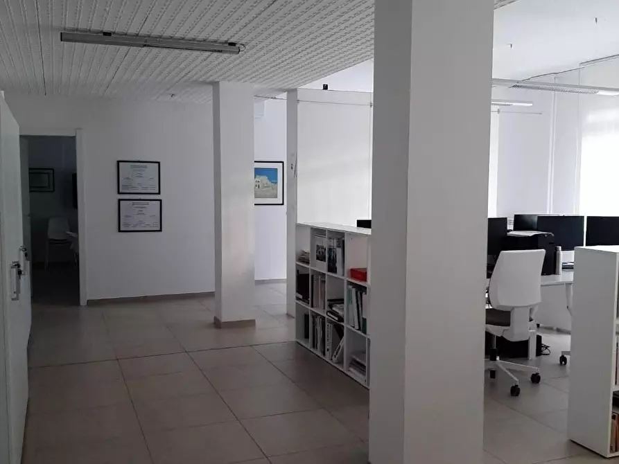 Immagine 17 di Ufficio in affitto  a Pisa