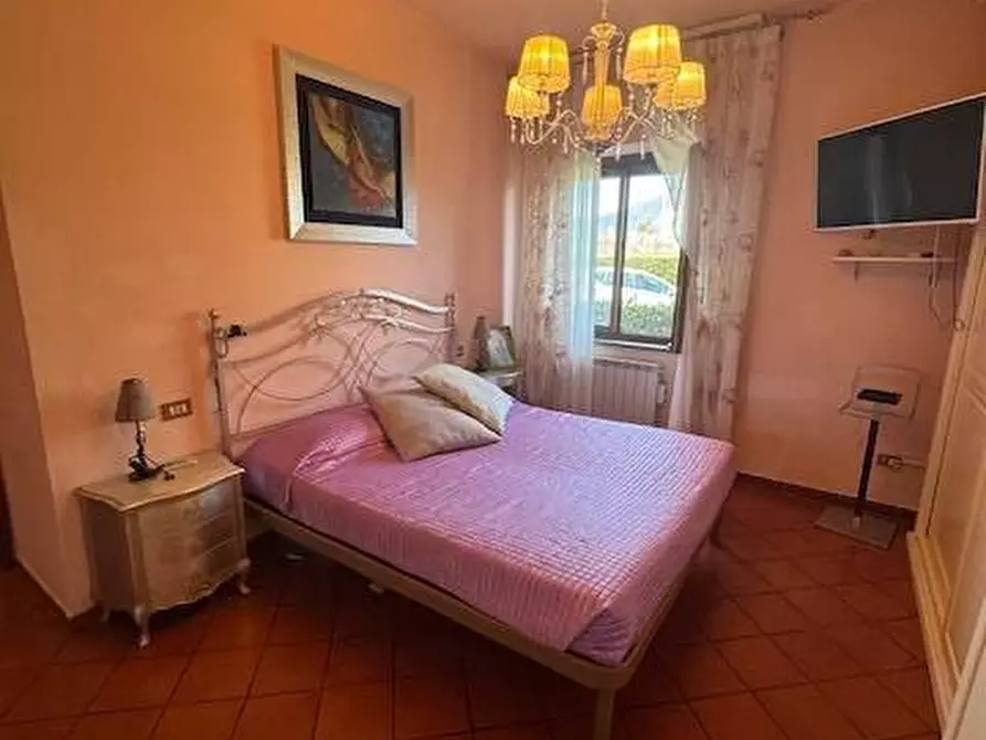 Immagine 10 di Appartamento in vendita  a Cascina