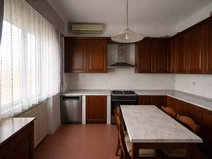 Immagine 17 di Appartamento in vendita  a Cecina