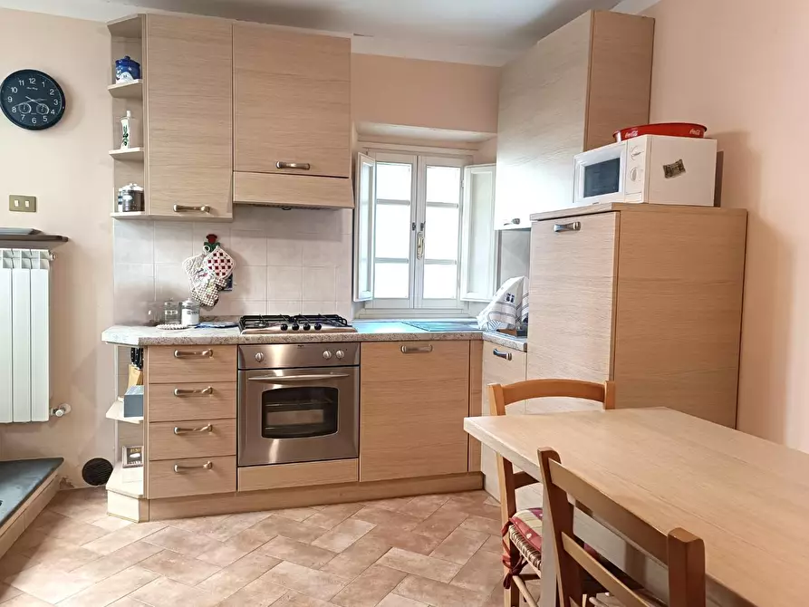 Immagine 2 di Appartamento in vendita  a Pescaglia