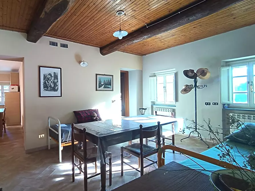 Immagine 9 di Appartamento in vendita  a Pescaglia