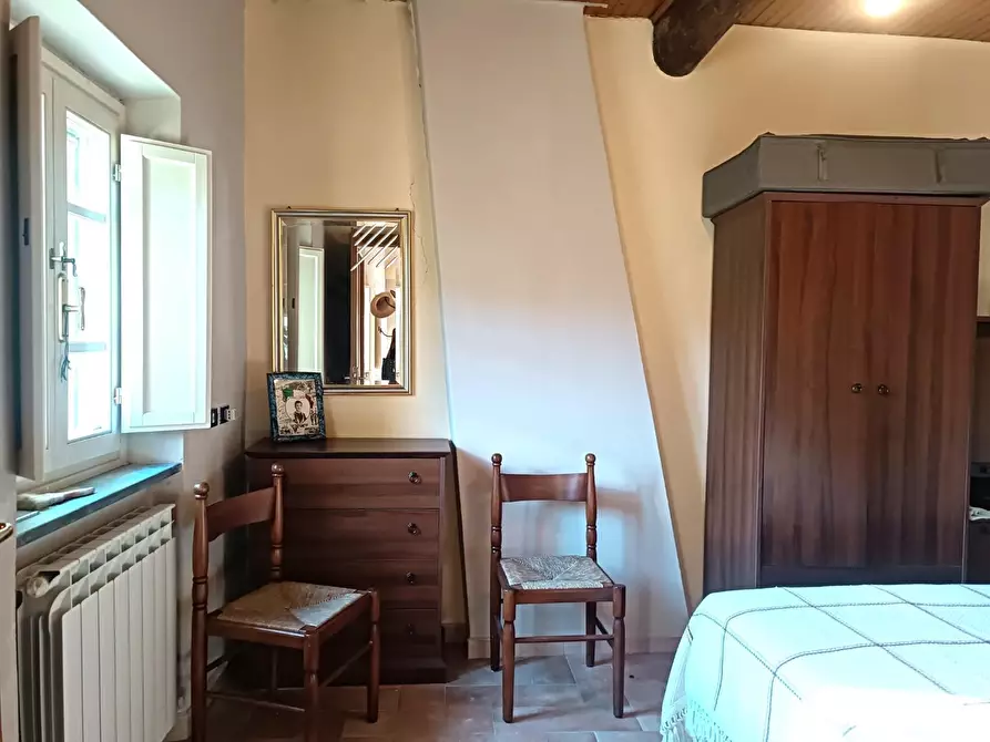 Immagine 15 di Appartamento in vendita  a Pescaglia