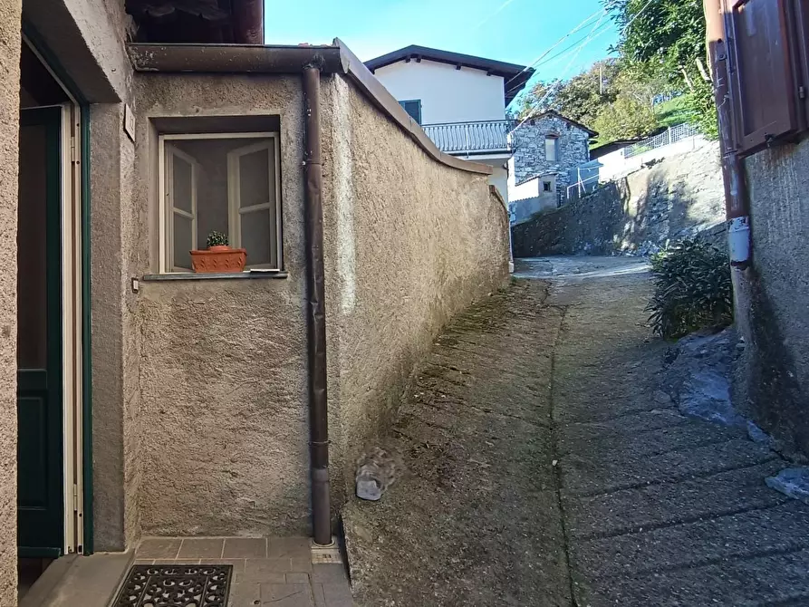 Immagine 21 di Appartamento in vendita  a Pescaglia