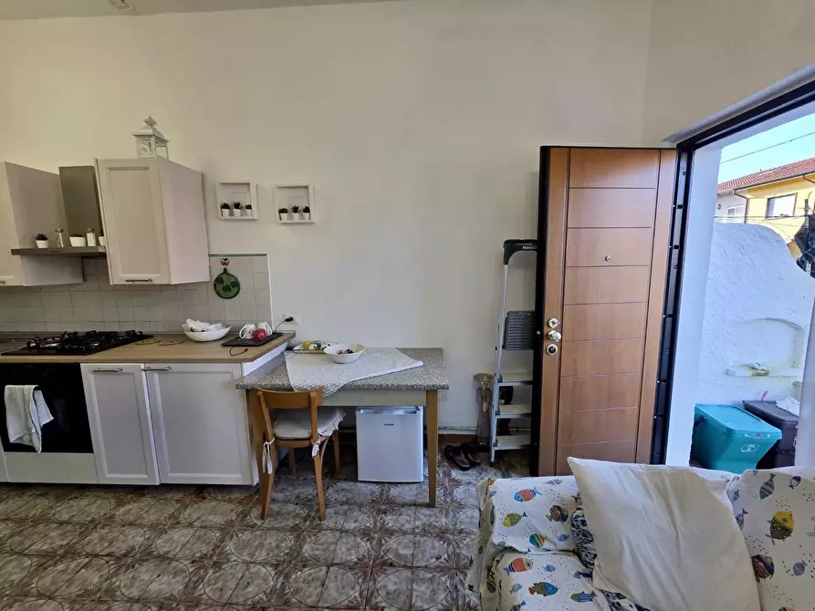Immagine 4 di Casa indipendente in vendita  a Viareggio