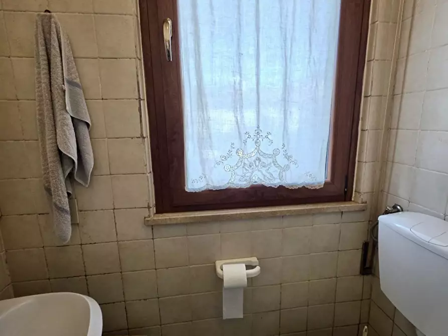 Immagine 11 di Casa indipendente in vendita  a Viareggio