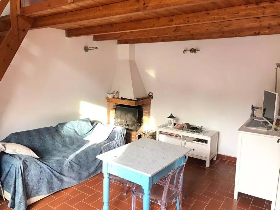 Immagine 4 di Appartamento in vendita  a Pisa