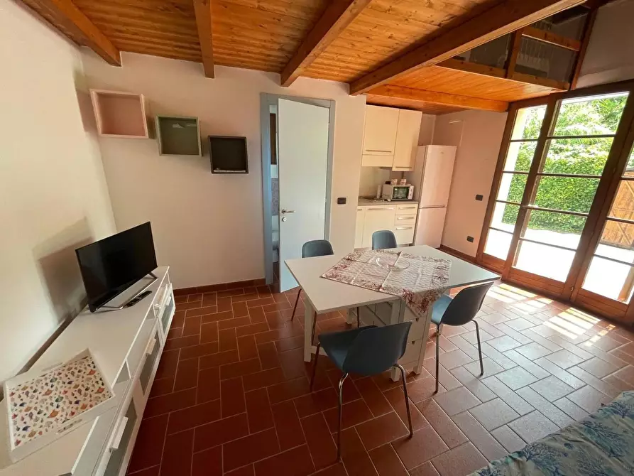 Immagine 2 di Appartamento in vendita  a Pisa