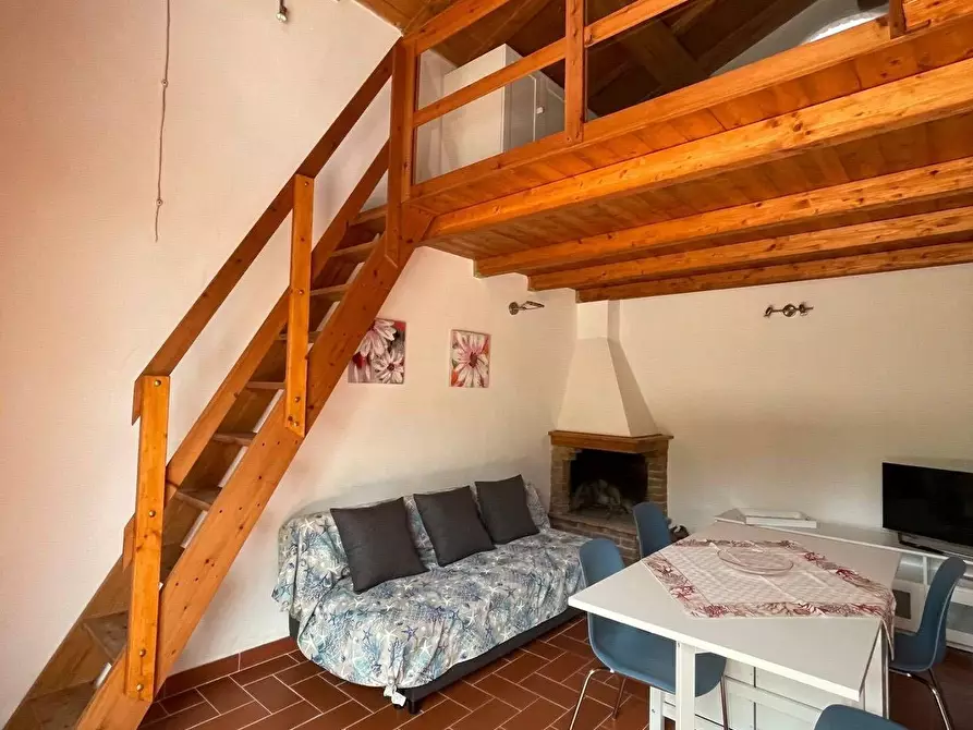 Immagine 8 di Appartamento in vendita  a Pisa