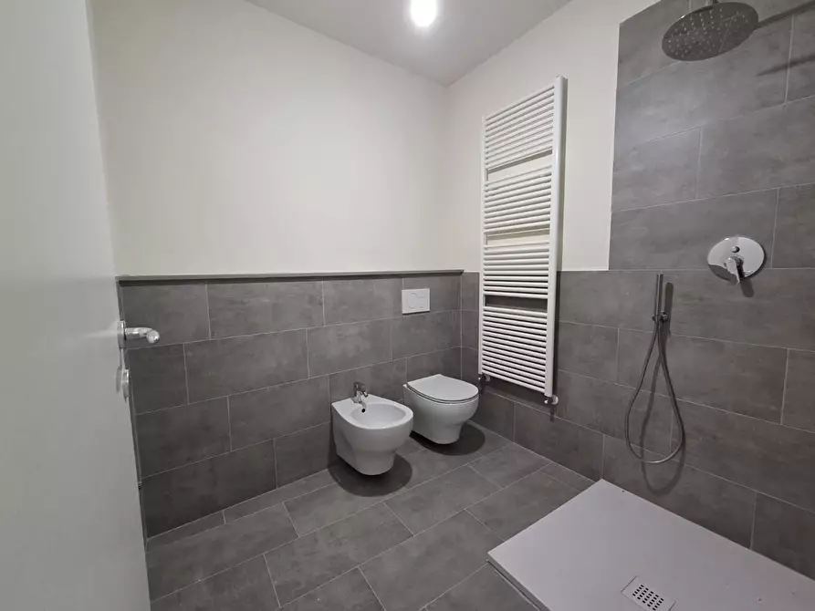 Immagine 18 di Terratetto in vendita  a Lucca