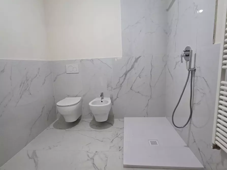 Immagine 7 di Terratetto in vendita  a Lucca