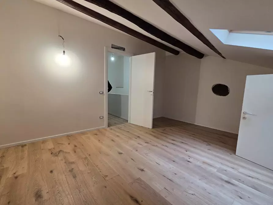 Immagine 19 di Terratetto in vendita  a Lucca