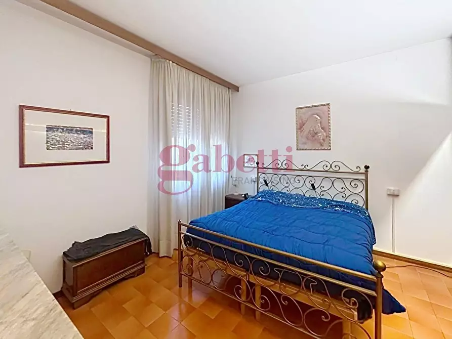 Immagine 19 di Mansarda in vendita  a Cascina