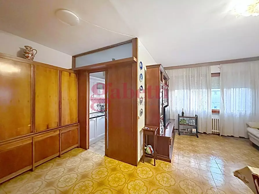 Immagine 12 di Mansarda in vendita  a Cascina