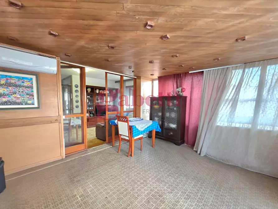 Immagine 4 di Mansarda in vendita  a Cascina