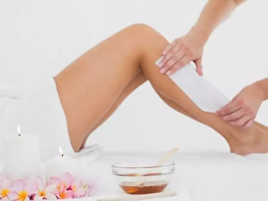 Immagine 3 di Attività commerciale in vendita  a Livorno