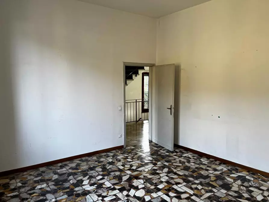 Immagine 20 di Casa bifamiliare in vendita  a Montale