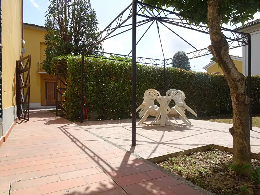 Immagine 5 di Casa bifamiliare in vendita  a Montale