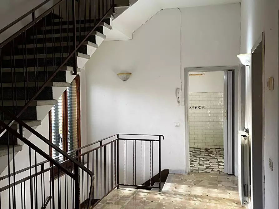 Immagine 19 di Casa bifamiliare in vendita  a Montale