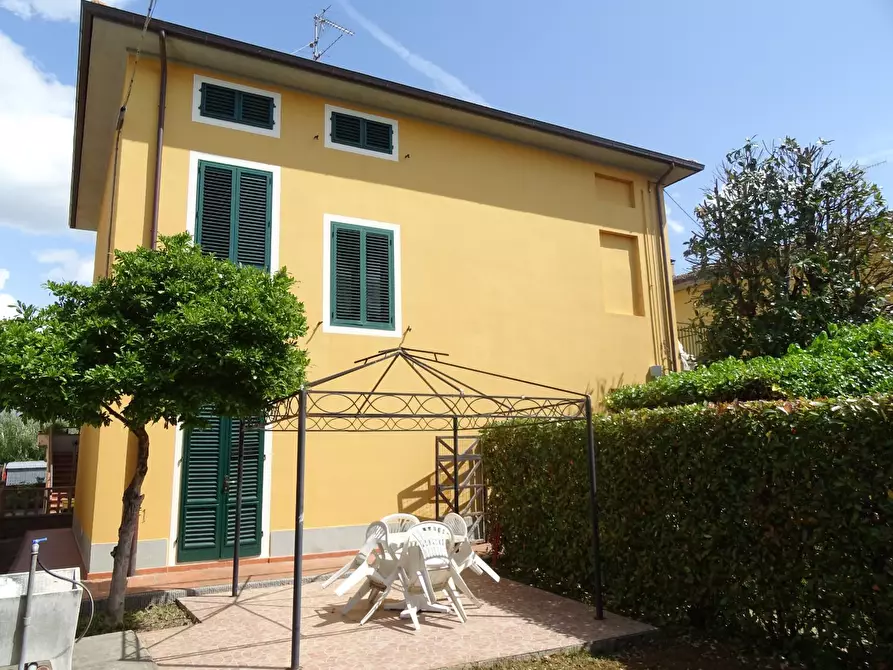 Immagine 6 di Casa bifamiliare in vendita  a Montale