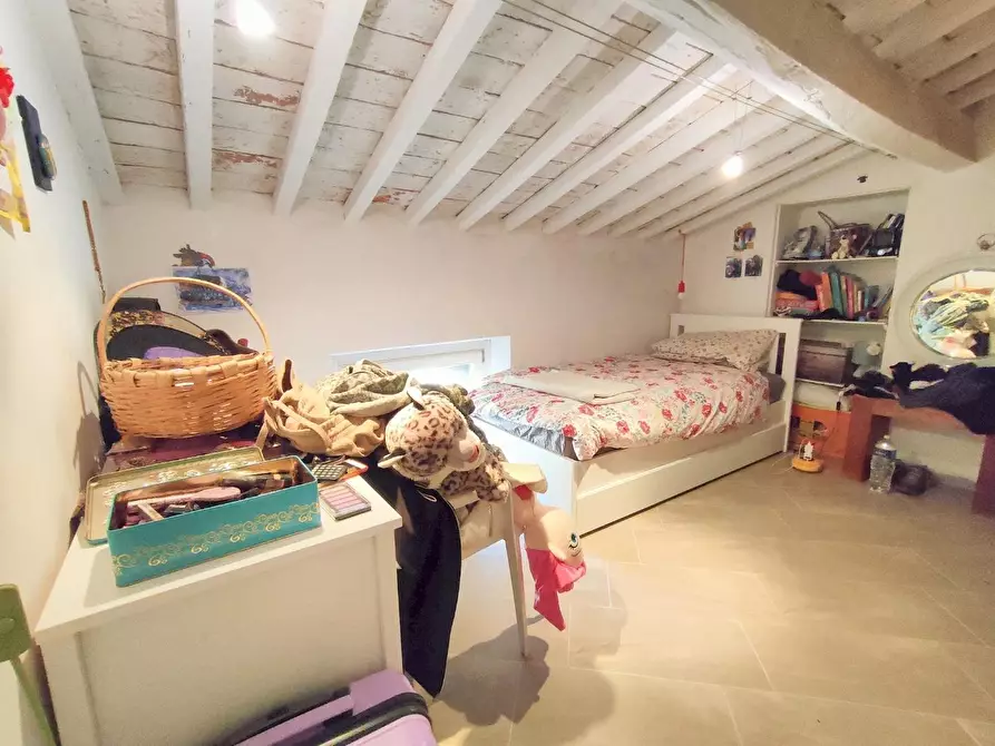 Immagine 16 di Appartamento in vendita  a San Giuliano Terme