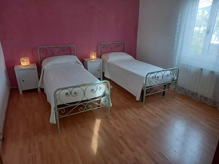 Immagine 4 di Villetta a schiera in affitto  a La Spezia