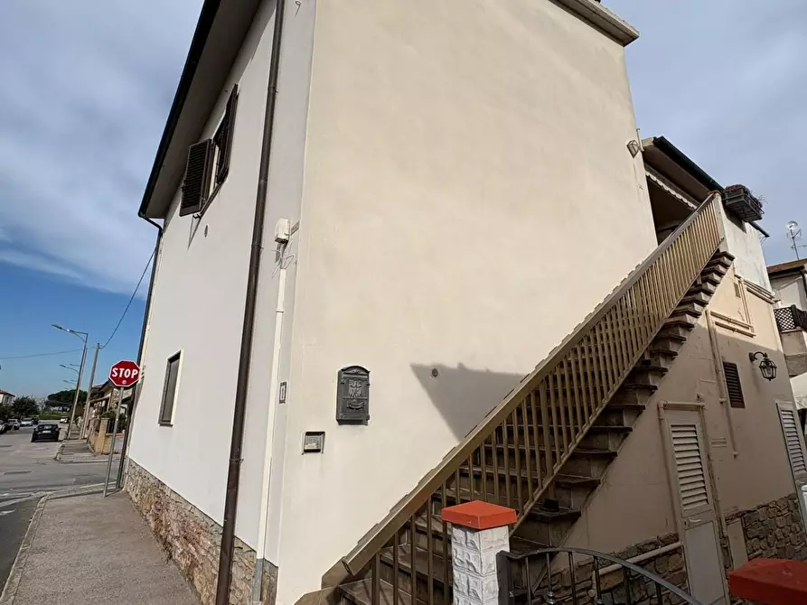 Immagine 1 di Appartamento in vendita  a Campiglia Marittima