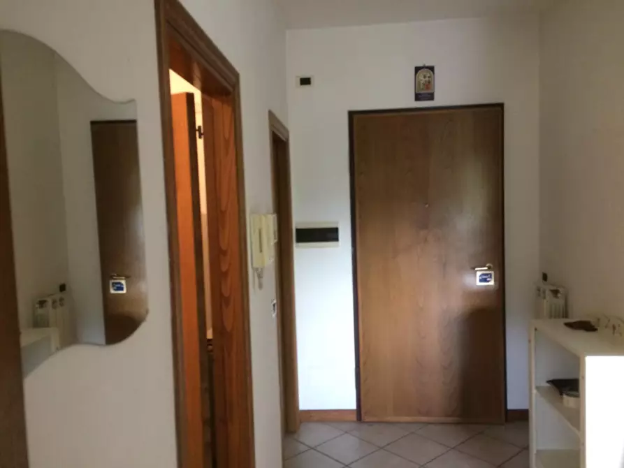 Immagine 4 di Appartamento in vendita  a Poggibonsi