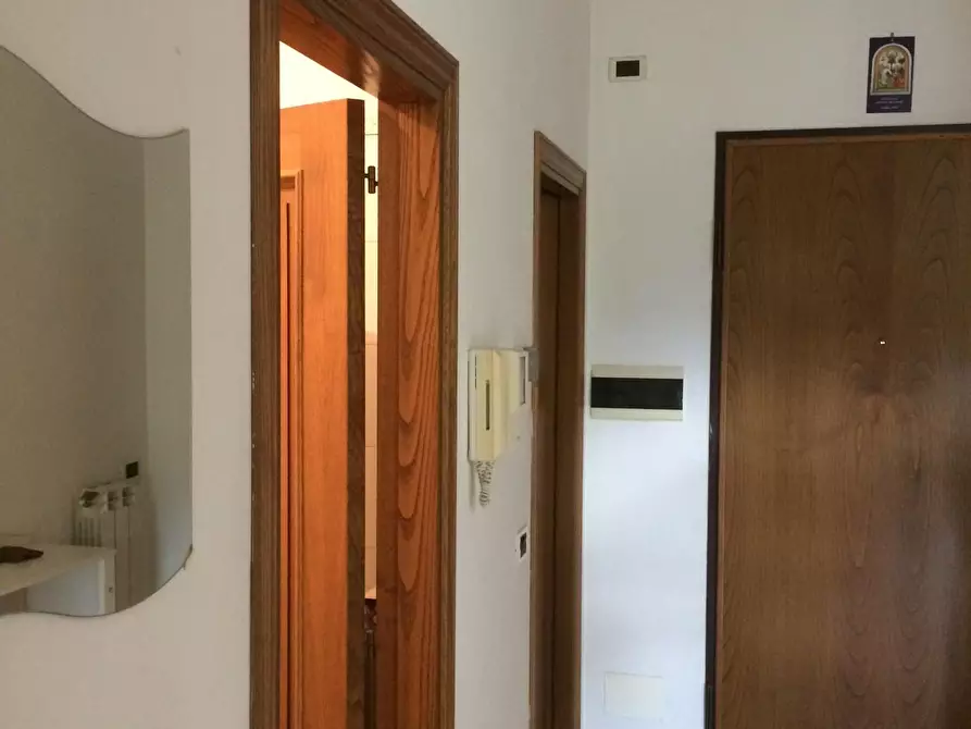 Immagine 15 di Appartamento in vendita  a Poggibonsi