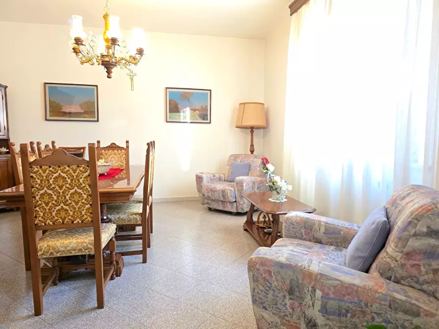 Immagine 3 di Porzione di casa in vendita  a Santa Maria A Monte