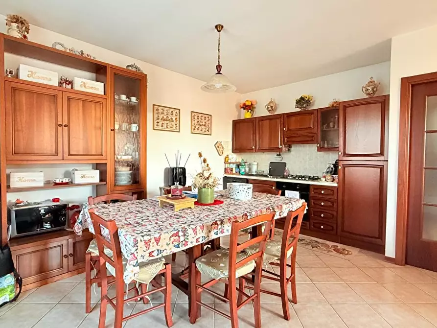 Immagine 9 di Appartamento in vendita  a Ponte Buggianese