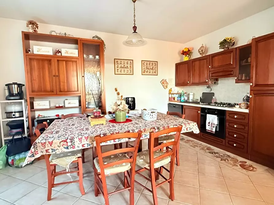 Immagine 8 di Appartamento in vendita  a Ponte Buggianese