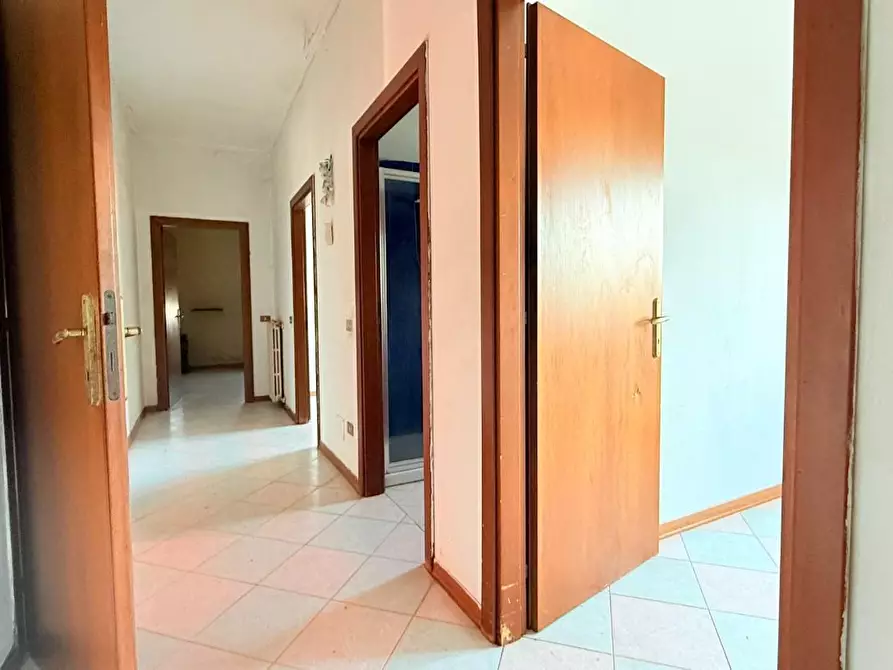 Immagine 25 di Casa colonica in vendita  a Ponte Buggianese