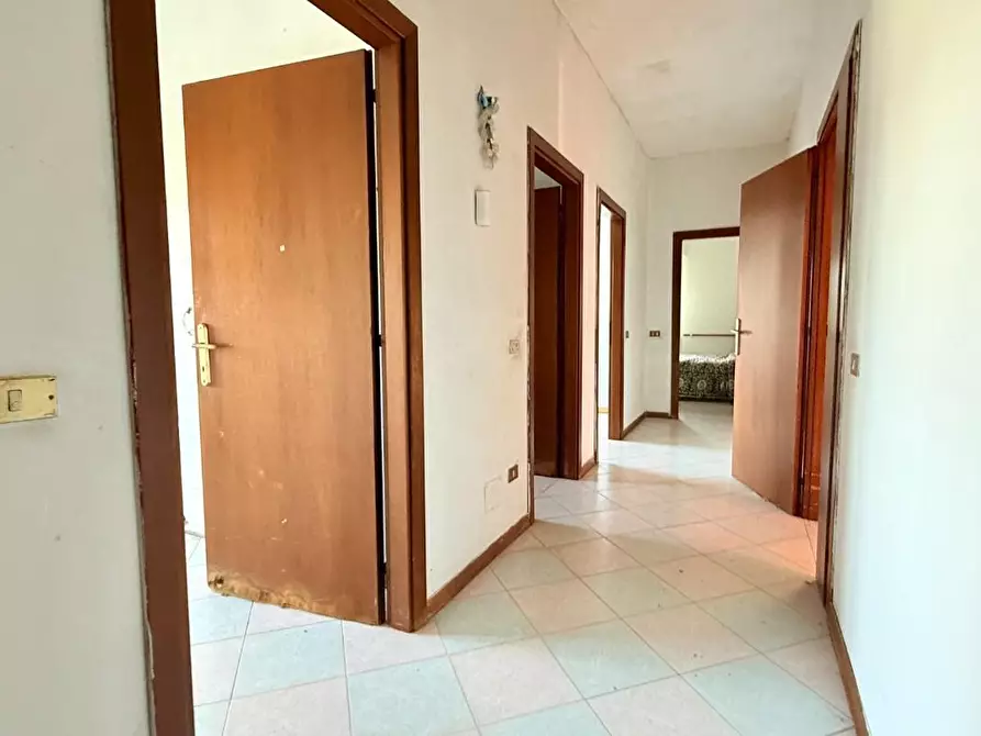 Immagine 33 di Casa colonica in vendita  a Ponte Buggianese