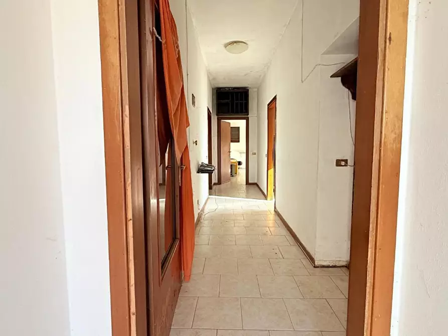 Immagine 35 di Casa colonica in vendita  a Ponte Buggianese