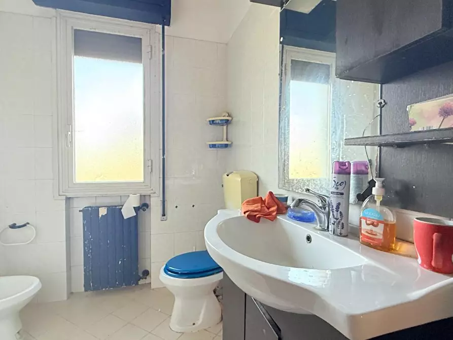 Immagine 32 di Casa colonica in vendita  a Ponte Buggianese