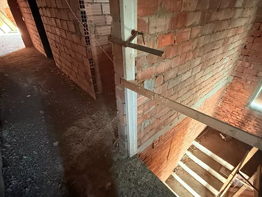 Immagine 39 di Casa colonica in vendita  a Ponte Buggianese