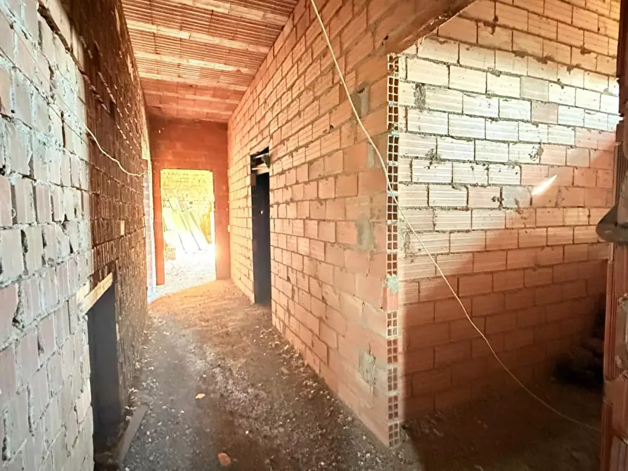 Immagine 38 di Casa colonica in vendita  a Ponte Buggianese