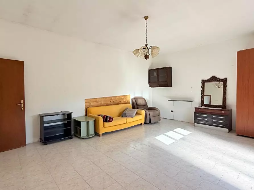 Immagine 17 di Casa colonica in vendita  a Ponte Buggianese