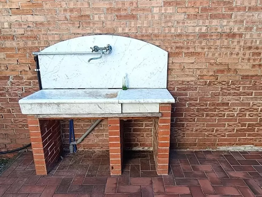 Immagine 22 di Villa in vendita  a San Giuliano Terme