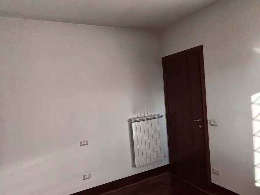 Immagine 12 di Villa in vendita  a San Giuliano Terme