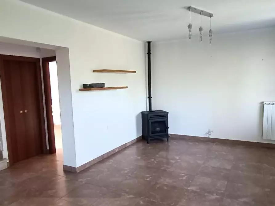 Immagine 4 di Villa in vendita  a San Giuliano Terme