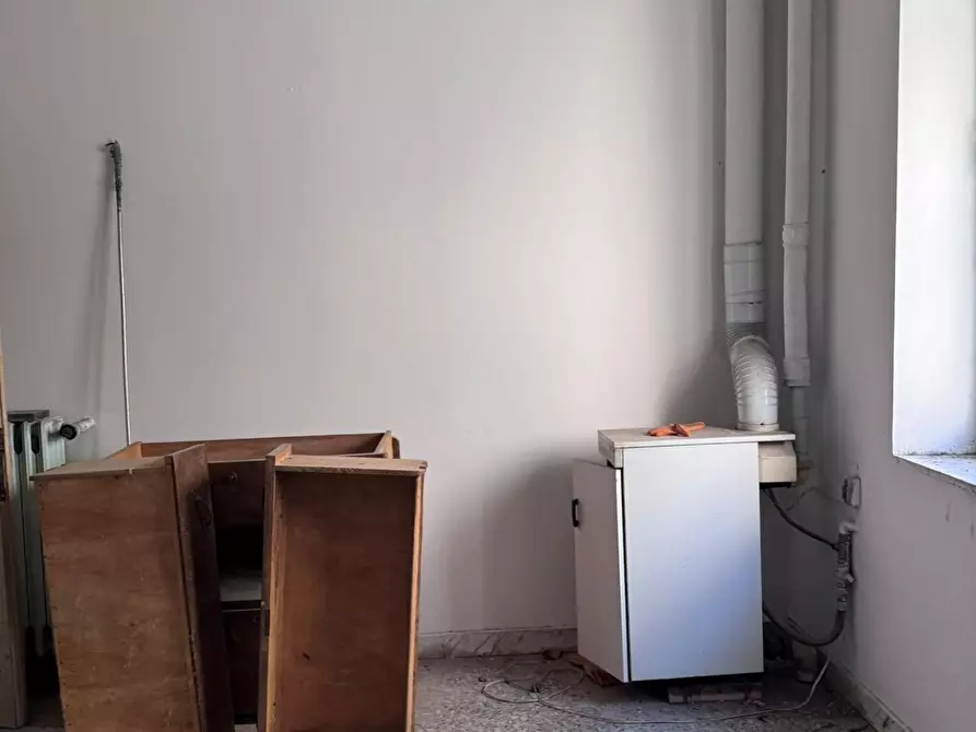 Immagine 10 di Appartamento in vendita  a Massa