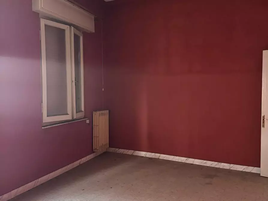 Immagine 21 di Appartamento in vendita  a Massa